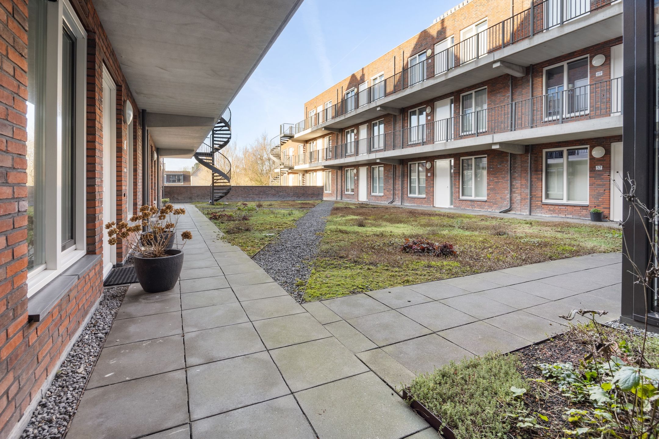 Foto 27 van Spoorlaan 65