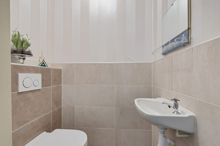 Foto 13 van Midstraat 120