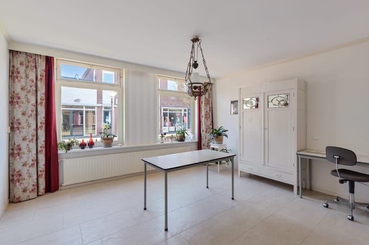 Foto 14 van Midstraat 120