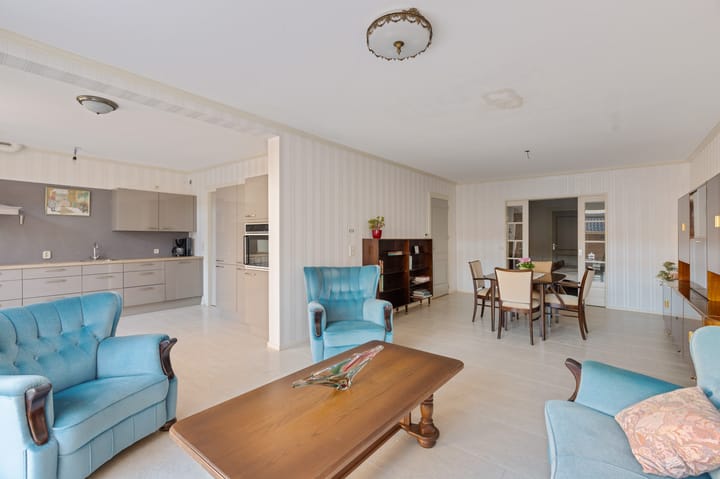 Foto 22 van Midstraat 120