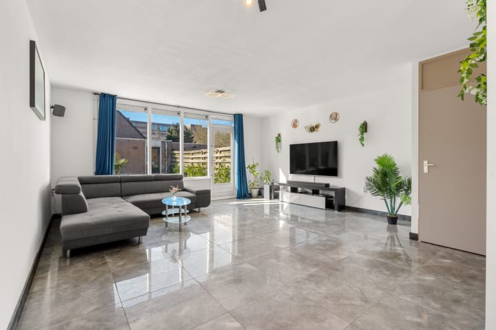 Photo 17 of Regentesseweg 17