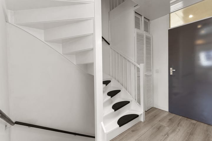 Photo 20 of Regentesseweg 17