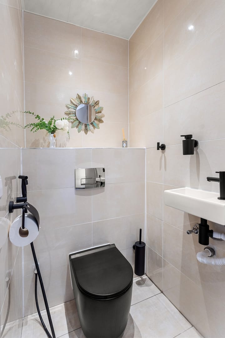 Photo 19 of Regentesseweg 17