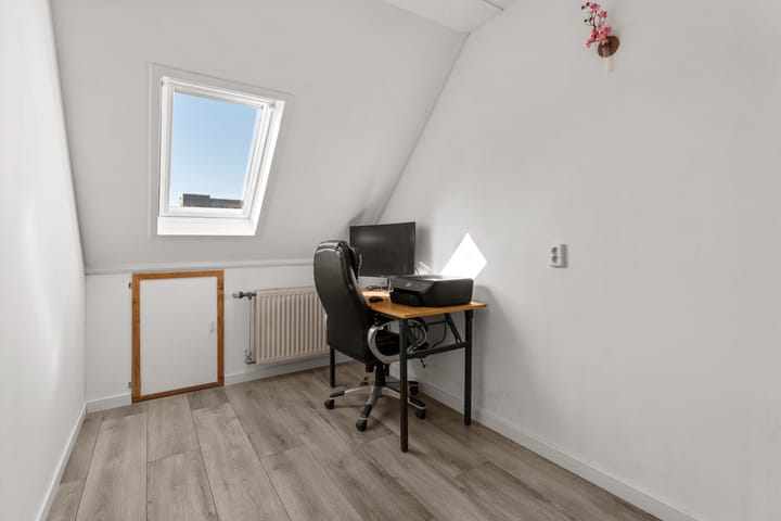 Photo 24 of Regentesseweg 17