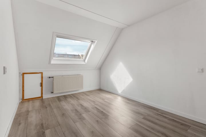 Photo 28 of Regentesseweg 17