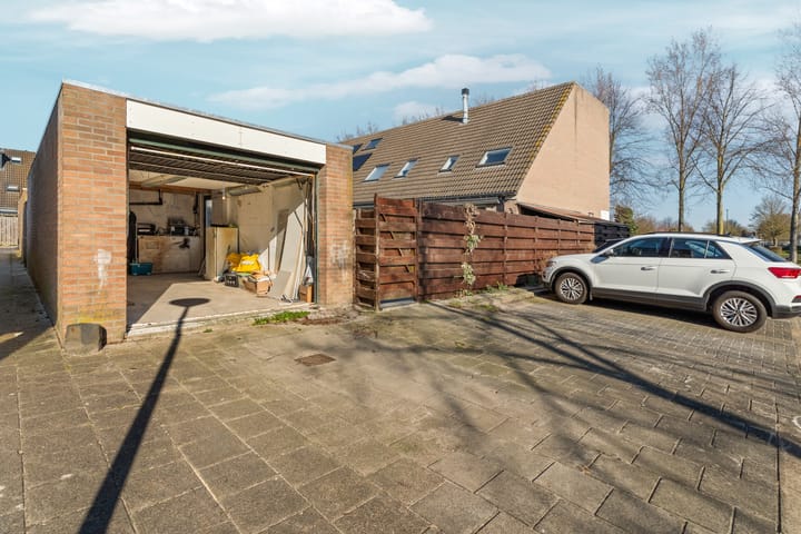 Photo 47 of Regentesseweg 17