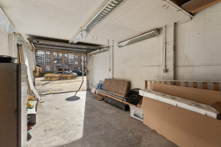 Photo 48 of Regentesseweg 17