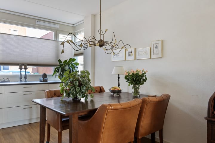 Foto 13 van Emerald 10