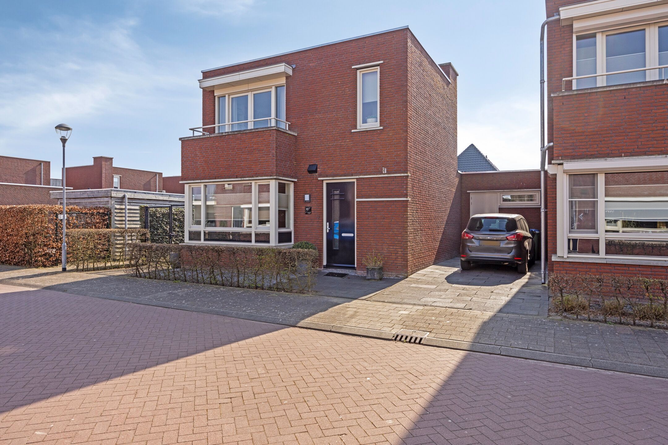 Foto 36 van Emerald 10