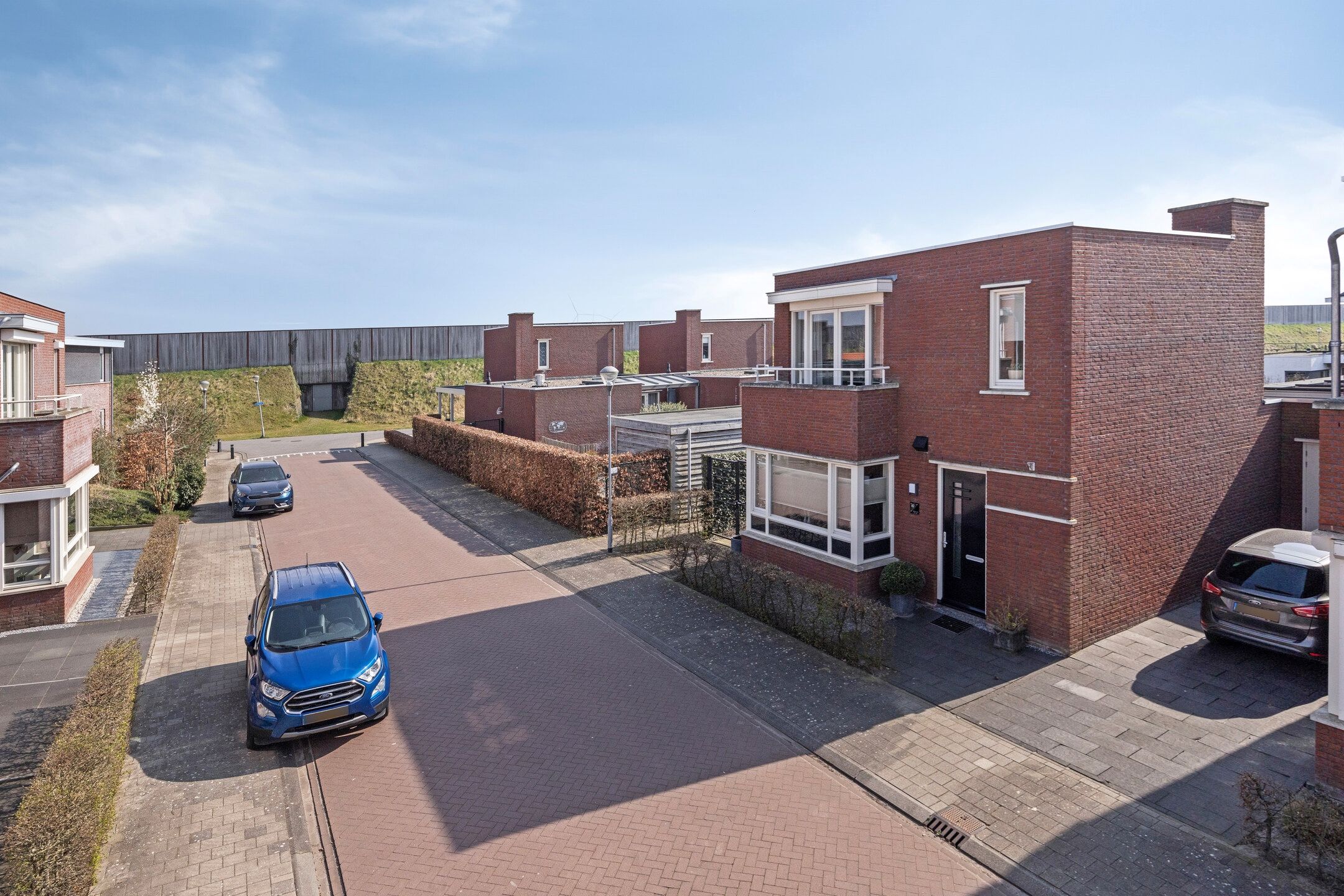 Foto 39 van Emerald 10