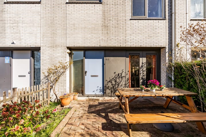 Photo 4 of Simon Vestdijkstraat 44