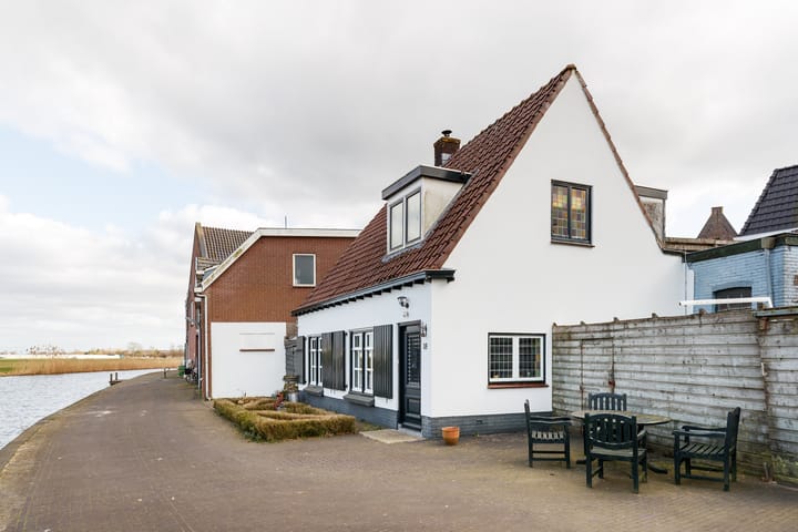 Foto 23 van Dorpsstraat 18