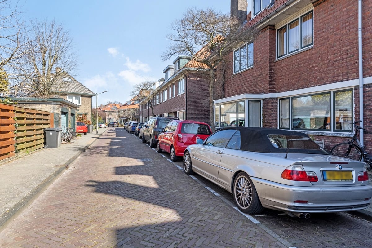 Photo 42 of Hyacinthstraat 2