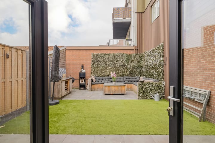 Foto 17 van Trompstraat 96