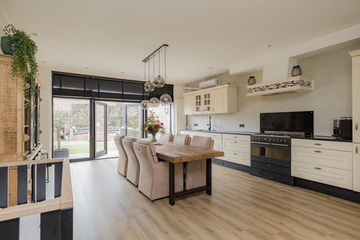 Foto 8 van Trompstraat 96