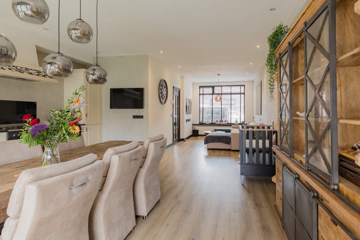 Foto 10 van Trompstraat 96