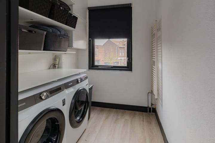 Foto 28 van Trompstraat 96