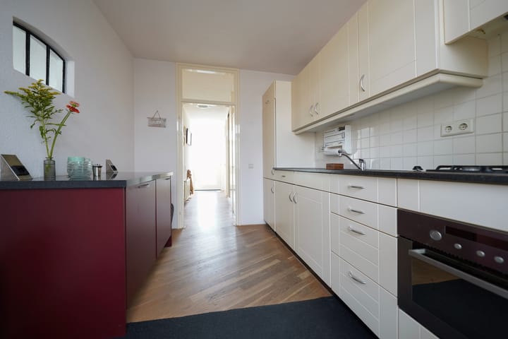 Foto 18 van Nic Beetsstraat 28