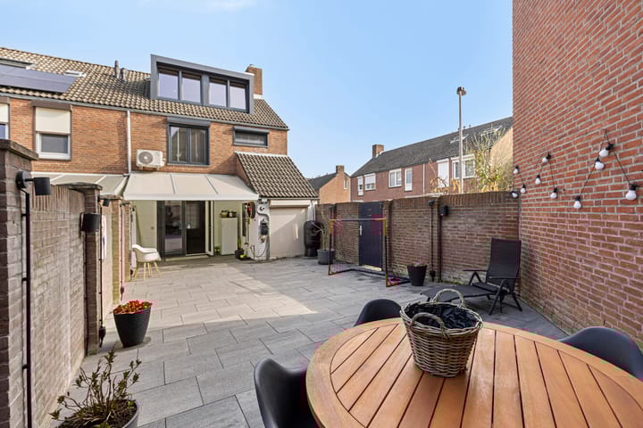 Foto 20 van Pliniushof 36