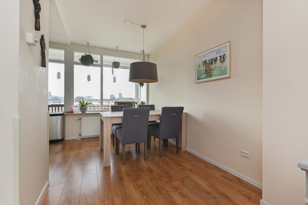 Photo 17 of Marcellus Emantslaan 65