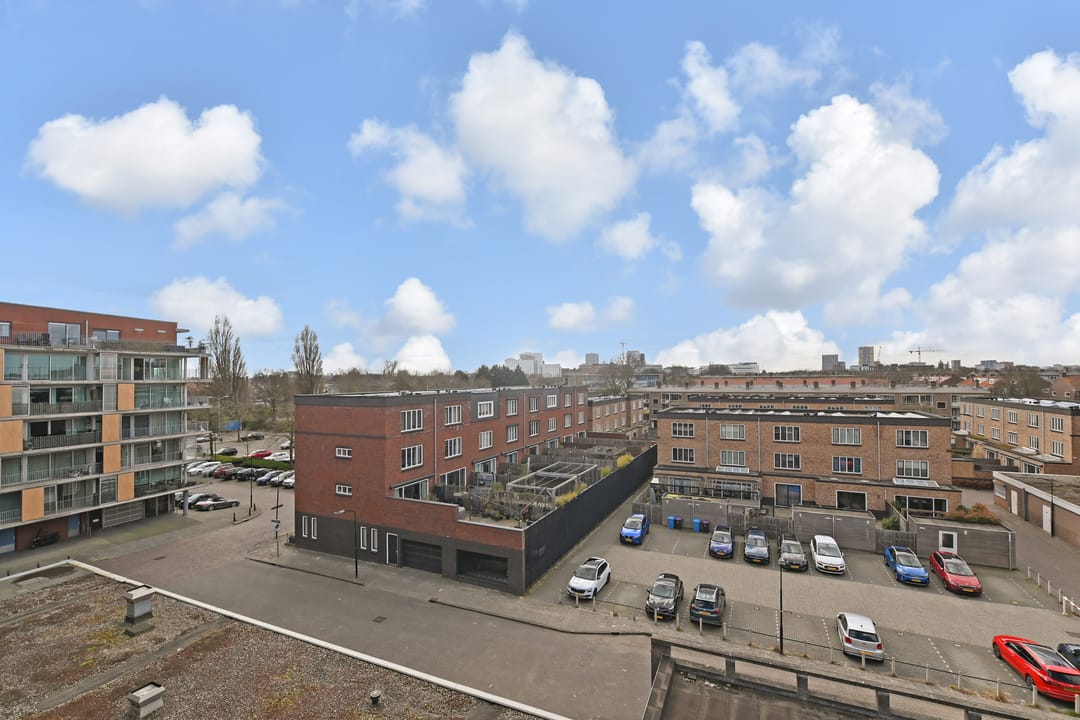 Photo 22 of Marcellus Emantslaan 65