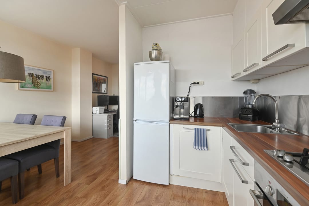 Photo 23 of Marcellus Emantslaan 65