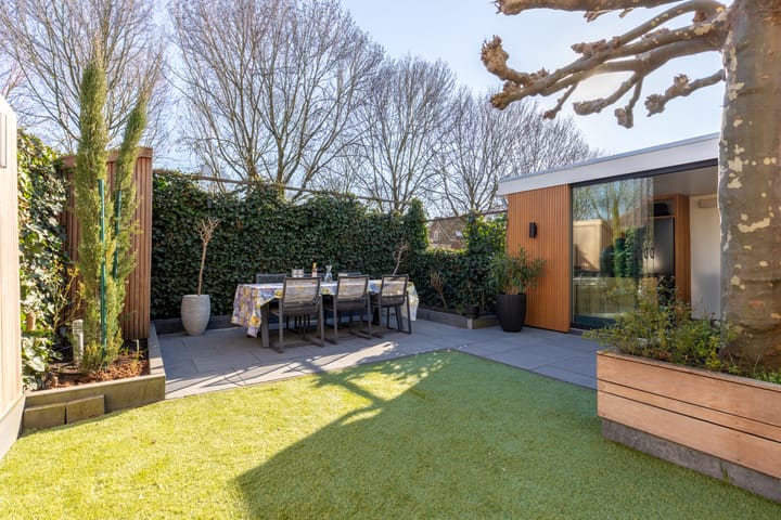 Foto 26 van Prof.Mr. P.J. Oudstraat 40