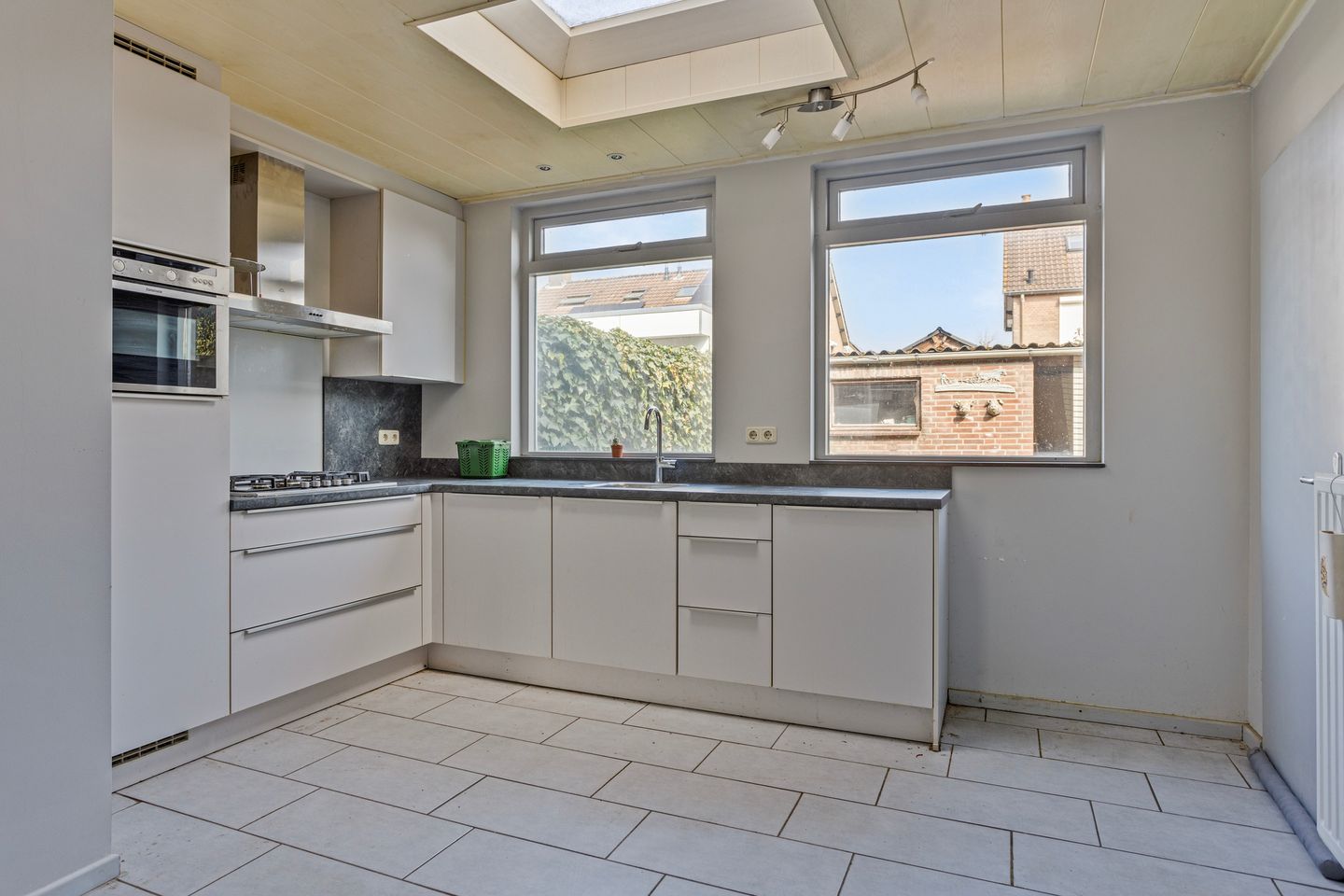 Photo 5 of Lavengang 19