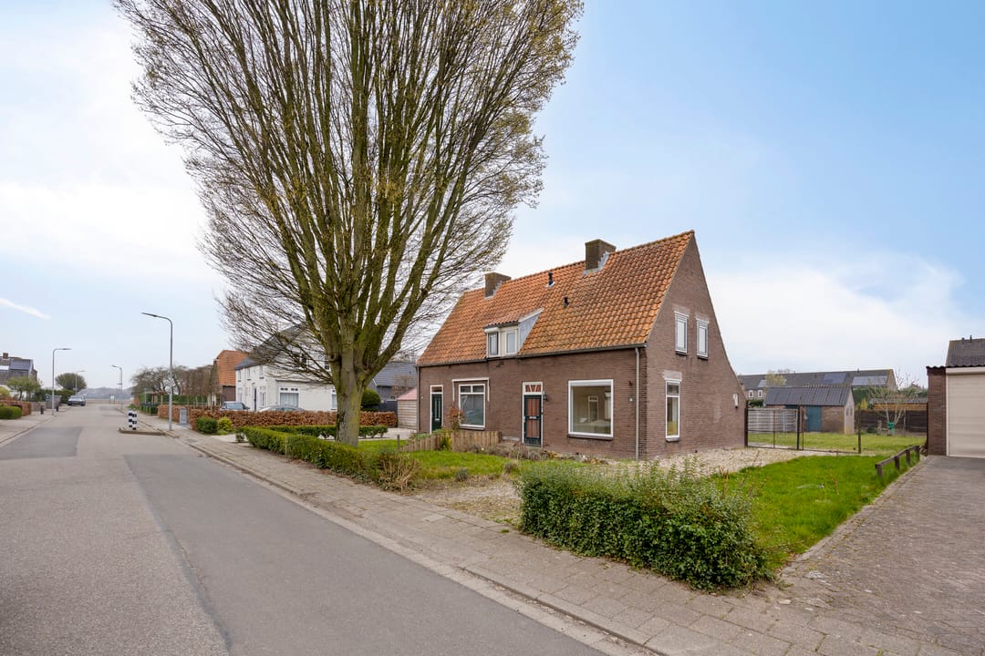 Photo 7 of Dorpsstraat 46