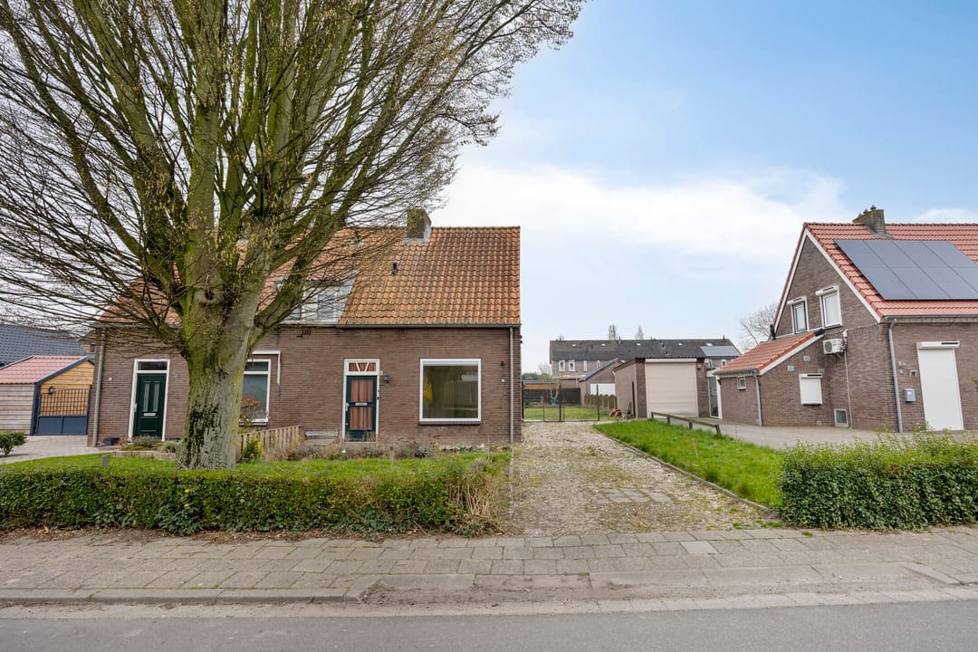 Photo 8 of Dorpsstraat 46