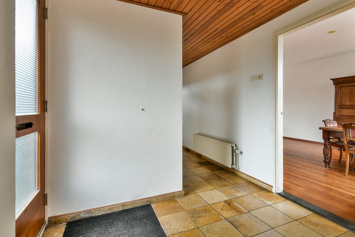 Photo 5 of Vliegersplein 73