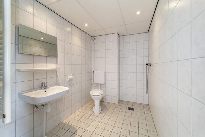 Foto 22 van Helmondstraat 12