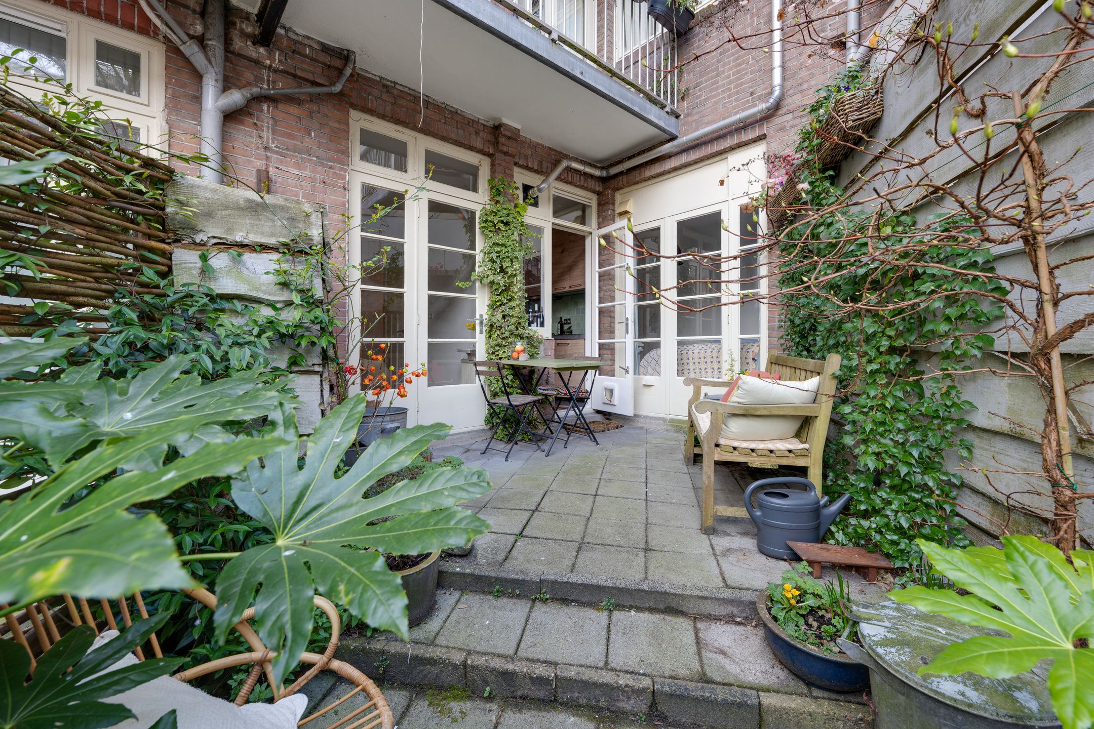 Photo 3 of Vechtstraat 124-H