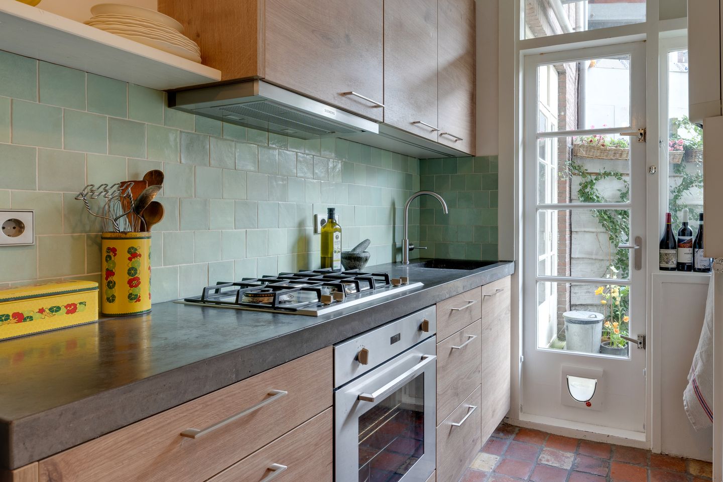 Photo 14 of Vechtstraat 124-H