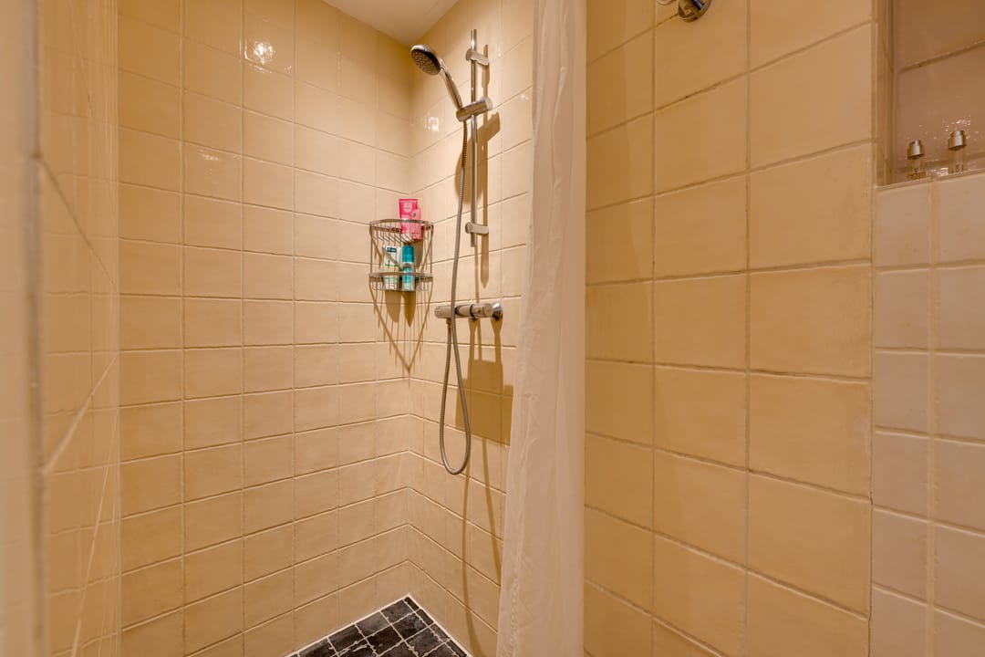 Photo 31 of Vechtstraat 124-H