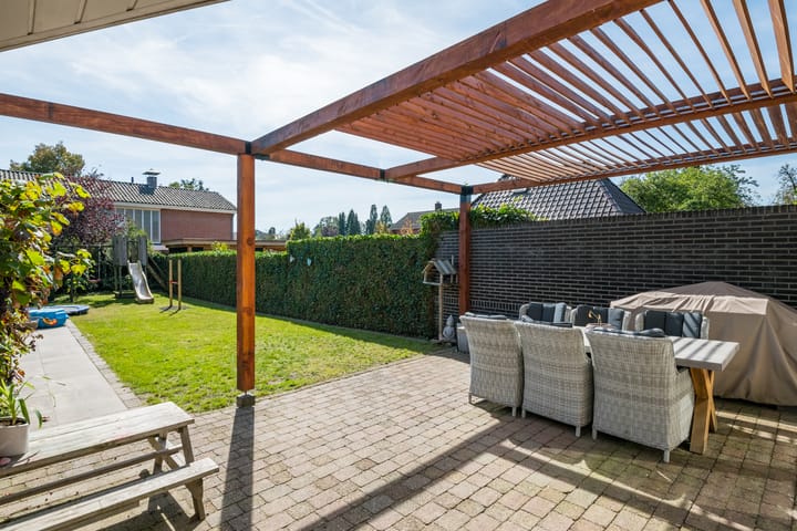 Foto 46 van Generaal Berenschotweg 62