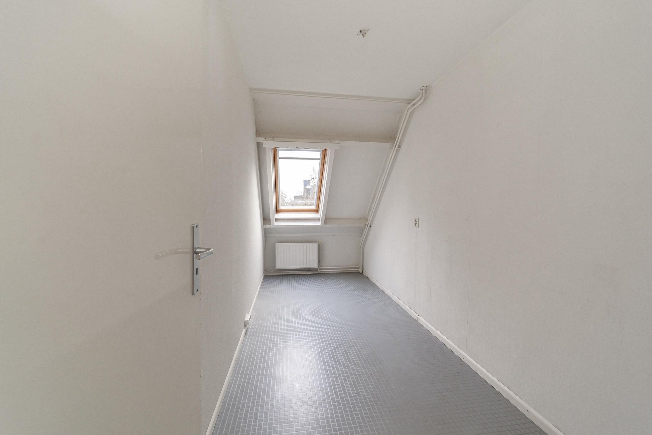 Photo 18 of Gronsveldstraat 26