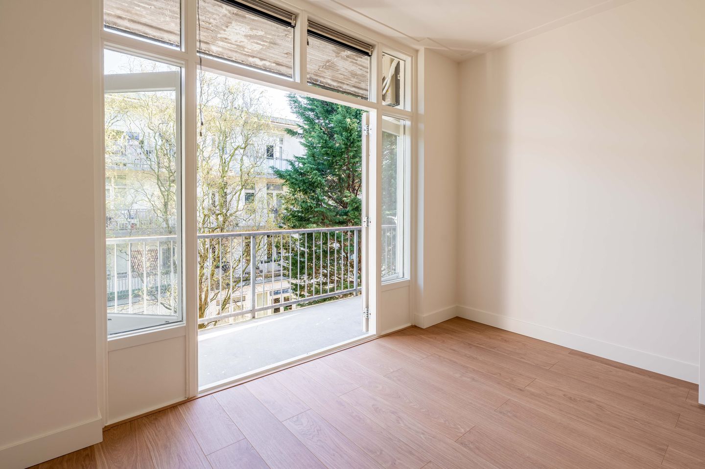 Photo 14 of Van Spilbergenstraat 122-2