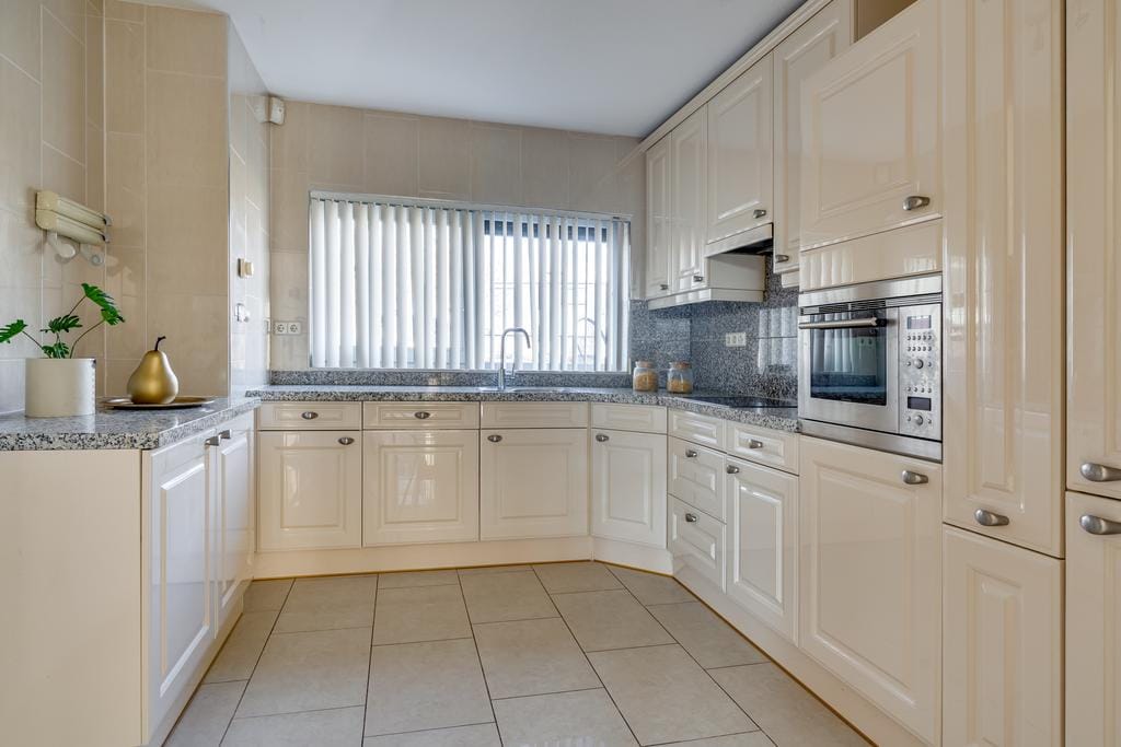 Foto 19 van Walter Kollolaan 194