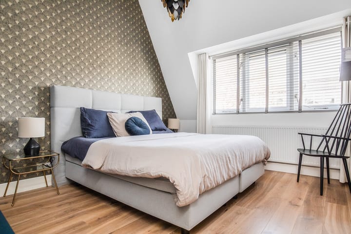 Foto 24 van Toussaintstraat 12