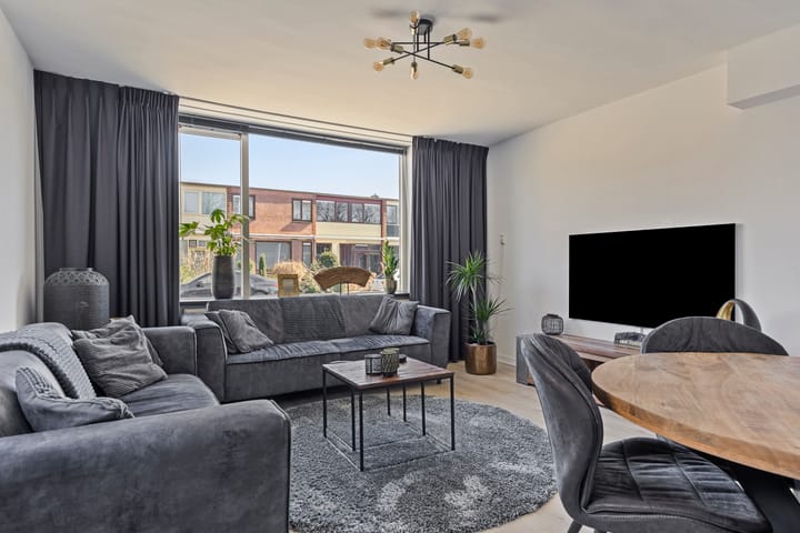 Foto 11 van Minervastraat 82