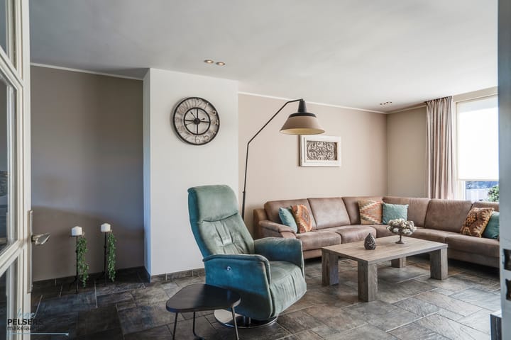 Foto 5 van Burgemeester Moorenstraat 32