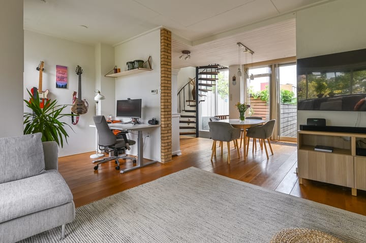 Foto 12 van Marnixstraat 59