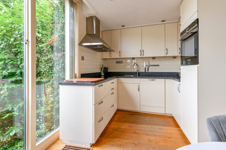 Foto 15 van Marnixstraat 59