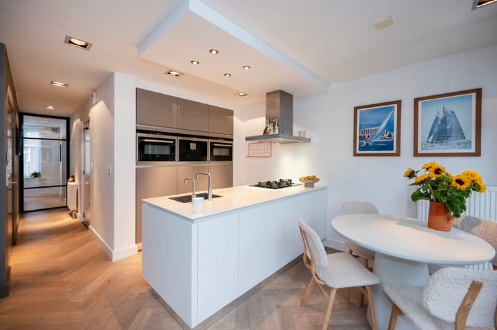 Photo 8 of Waalstraat 85-1