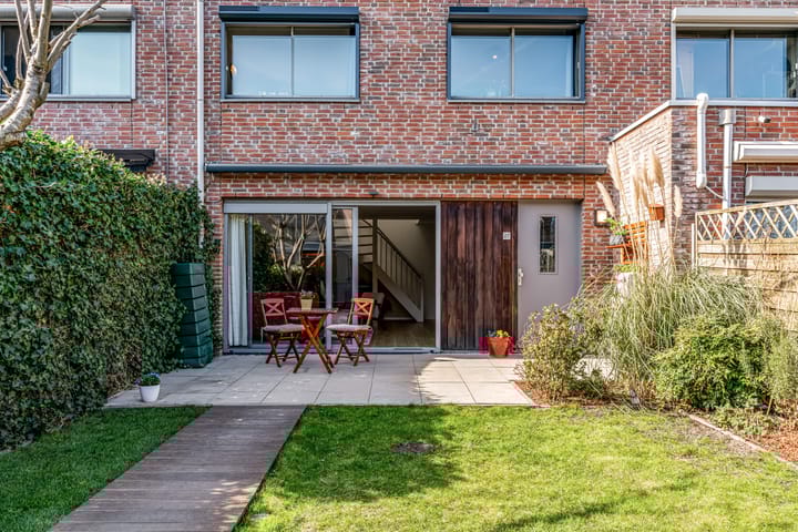 Foto 22 van Jacques Offenbachplantsoen 27