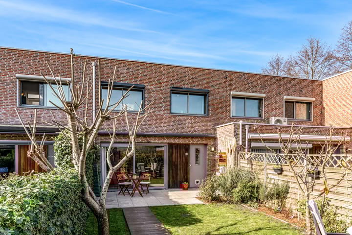 Foto 25 van Jacques Offenbachplantsoen 27