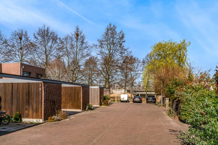 Foto 30 van Jacques Offenbachplantsoen 27