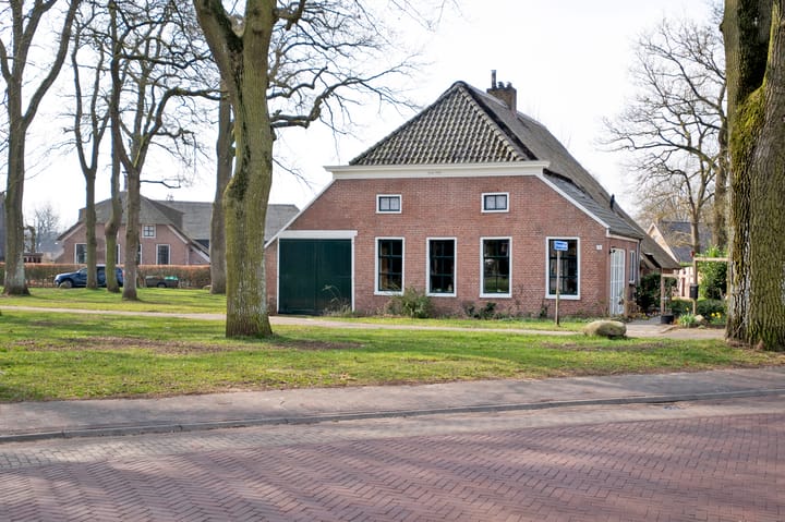 Dorpsstraat 38