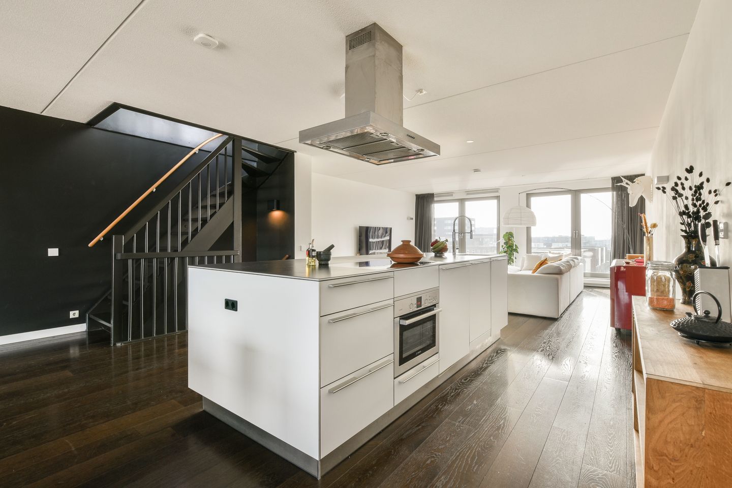 Foto 10 van Bert Haanstrahof 24